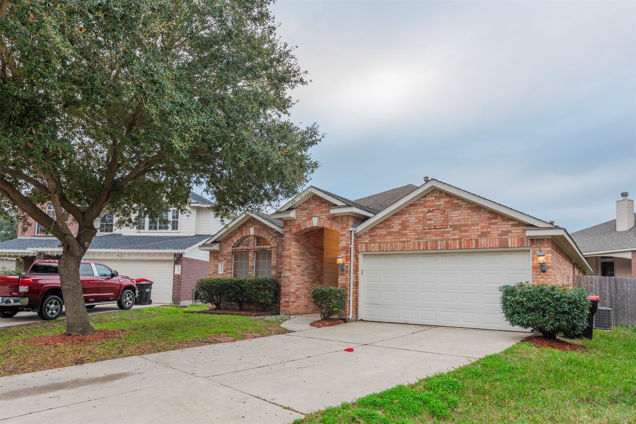 20911 New Leaf Court Property Photo
