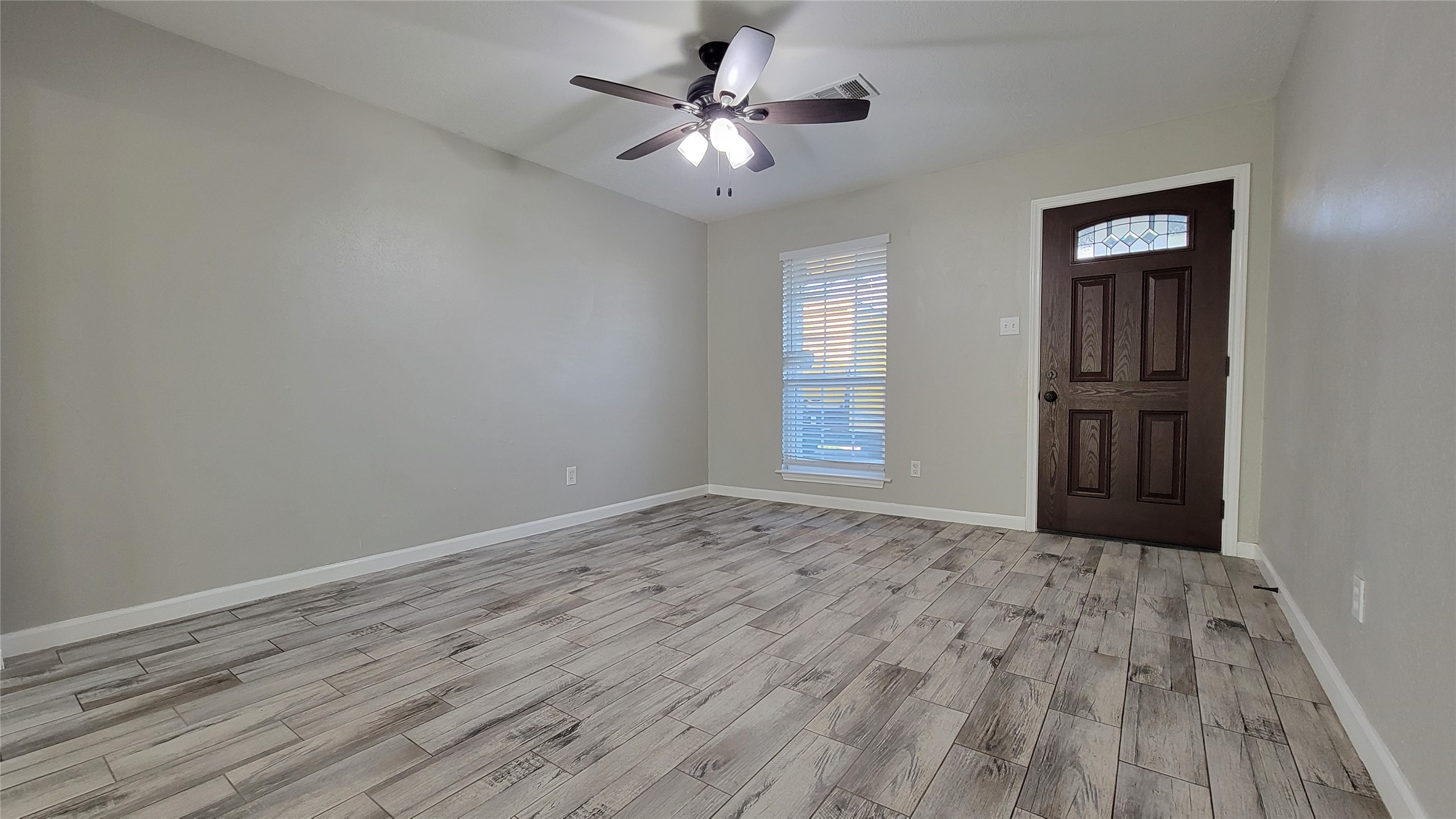3819 Heatherbrook Drive Property Photo 2