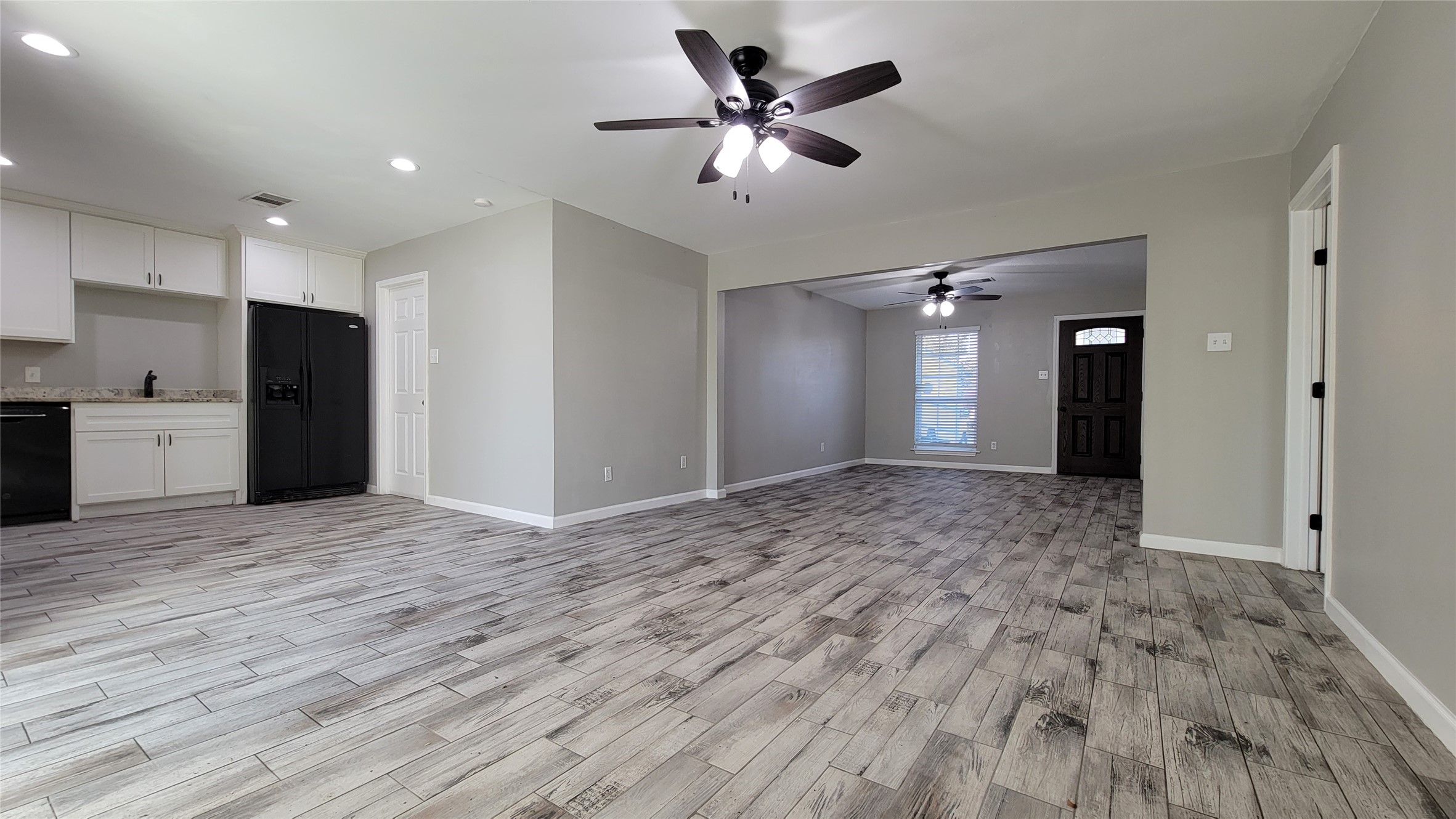 3819 Heatherbrook Drive Property Photo 4