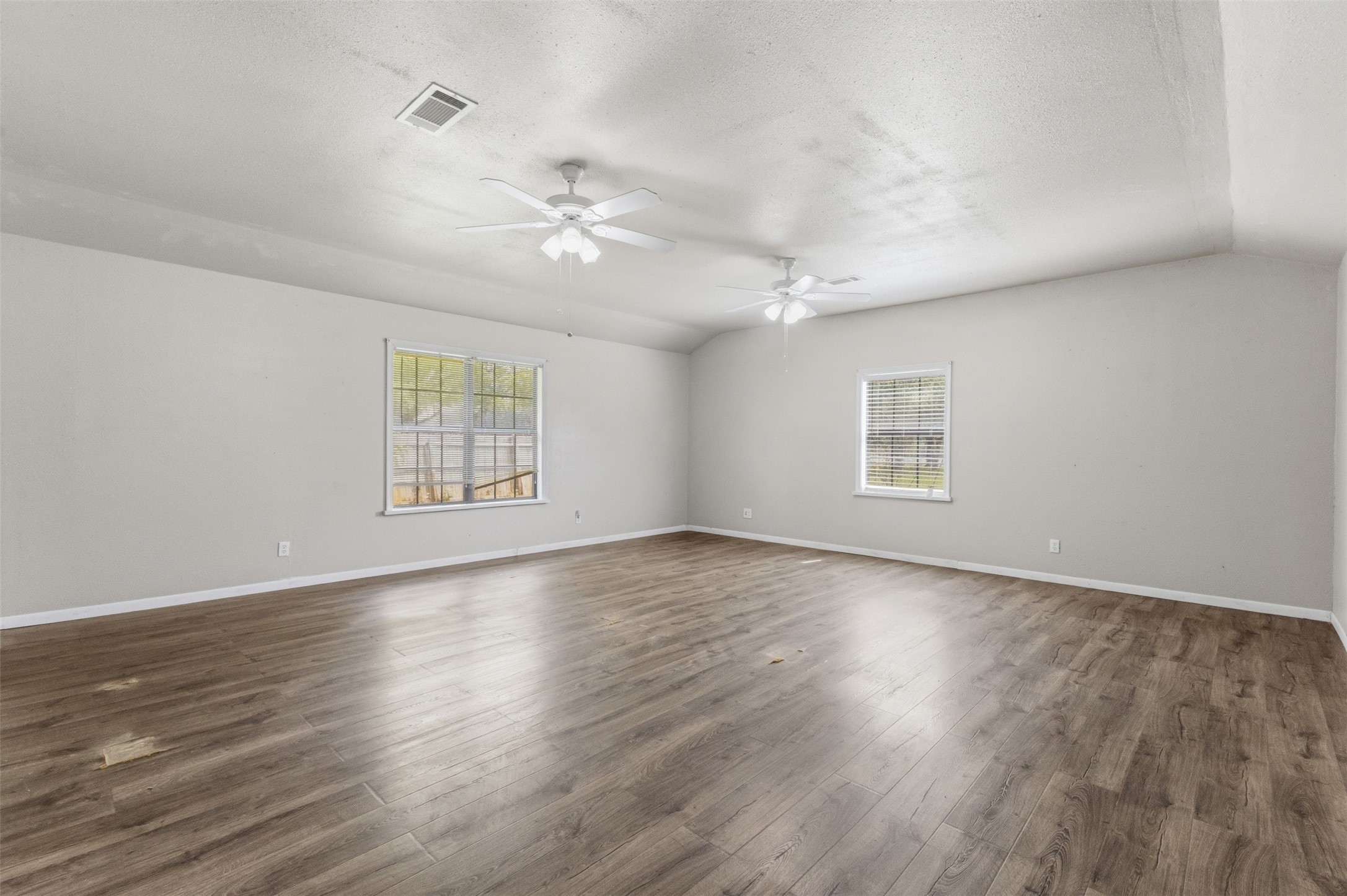 6024 Highway 36 N Property Photo 17