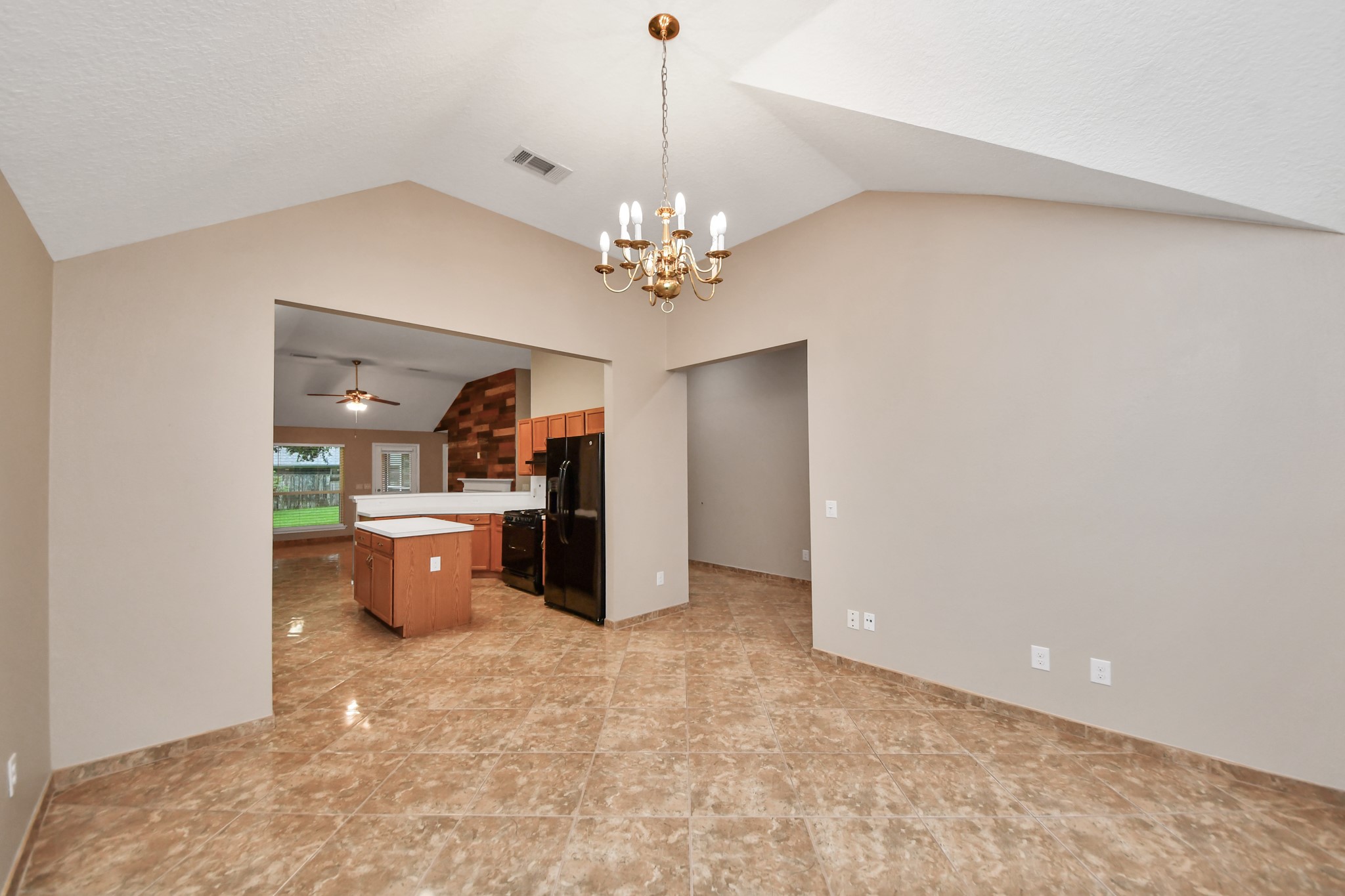 3003 Silver Spur Drive Property Photo 8