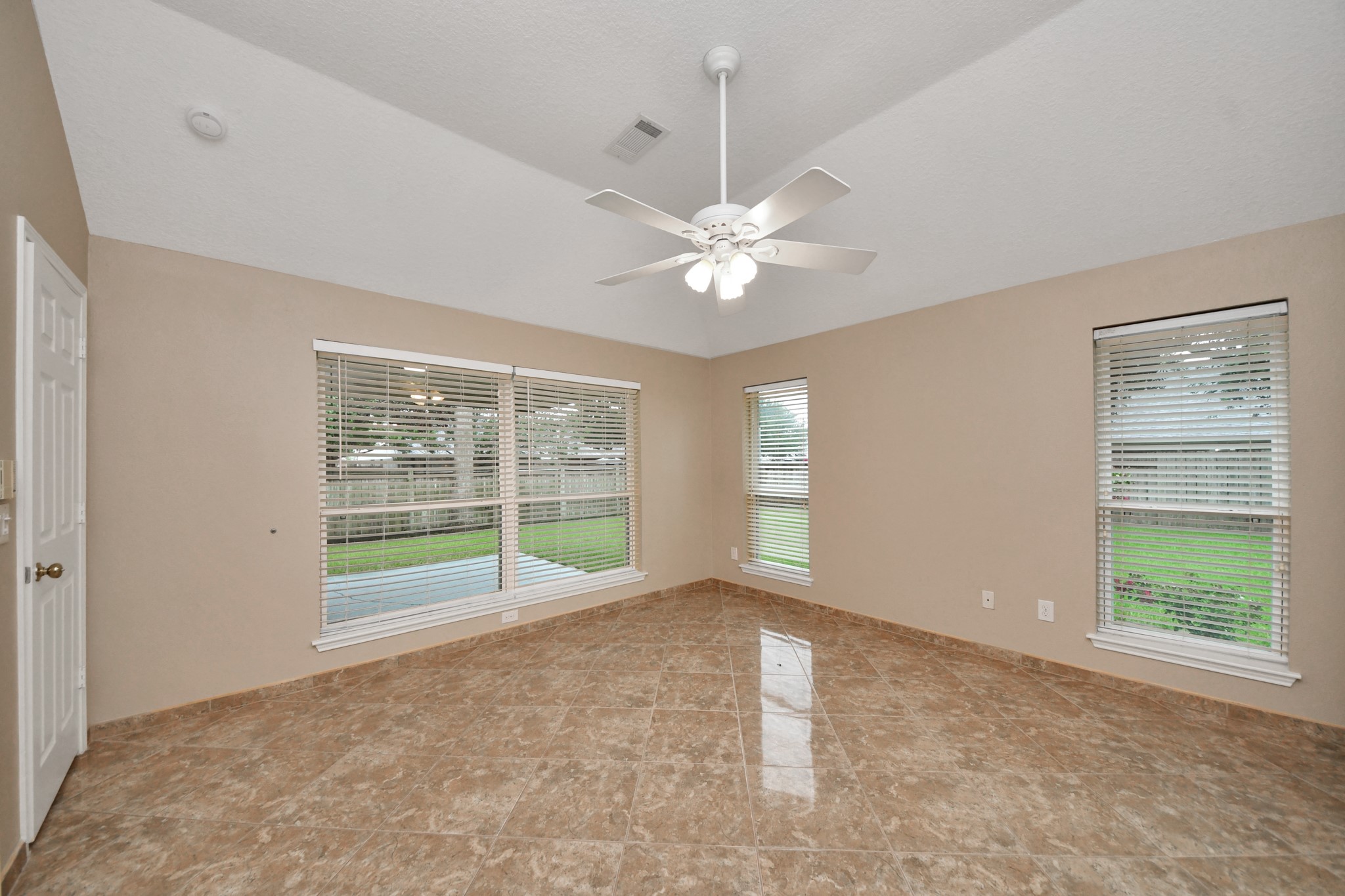 3003 Silver Spur Drive Property Photo 24