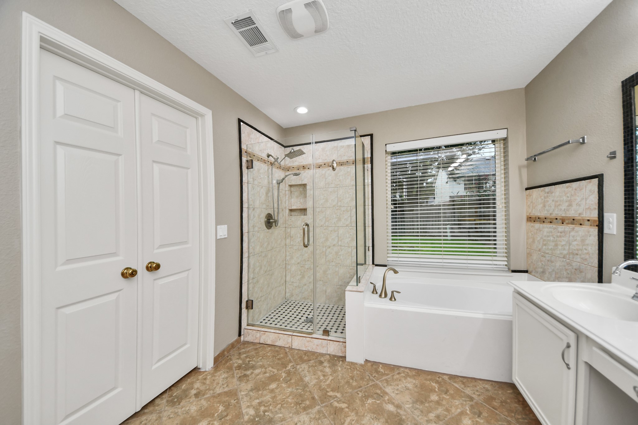 3003 Silver Spur Drive Property Photo 32
