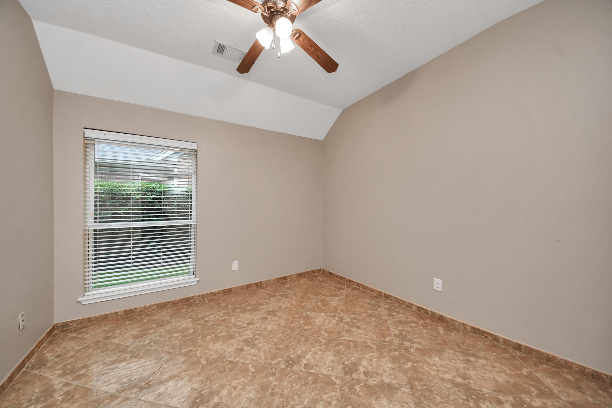 3003 Silver Spur Drive Property Photo 34