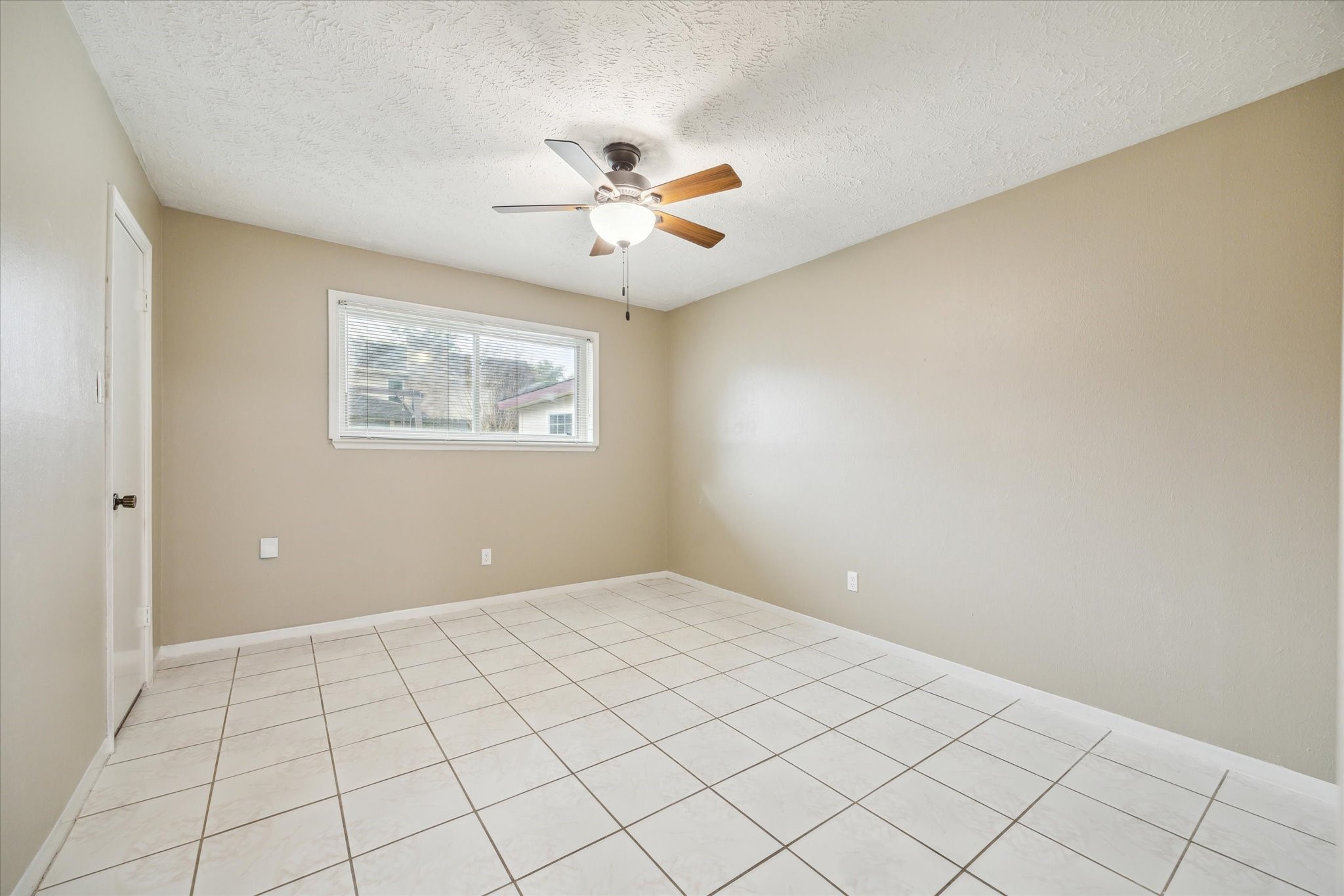 21423 Park Valley Drive Property Photo 17