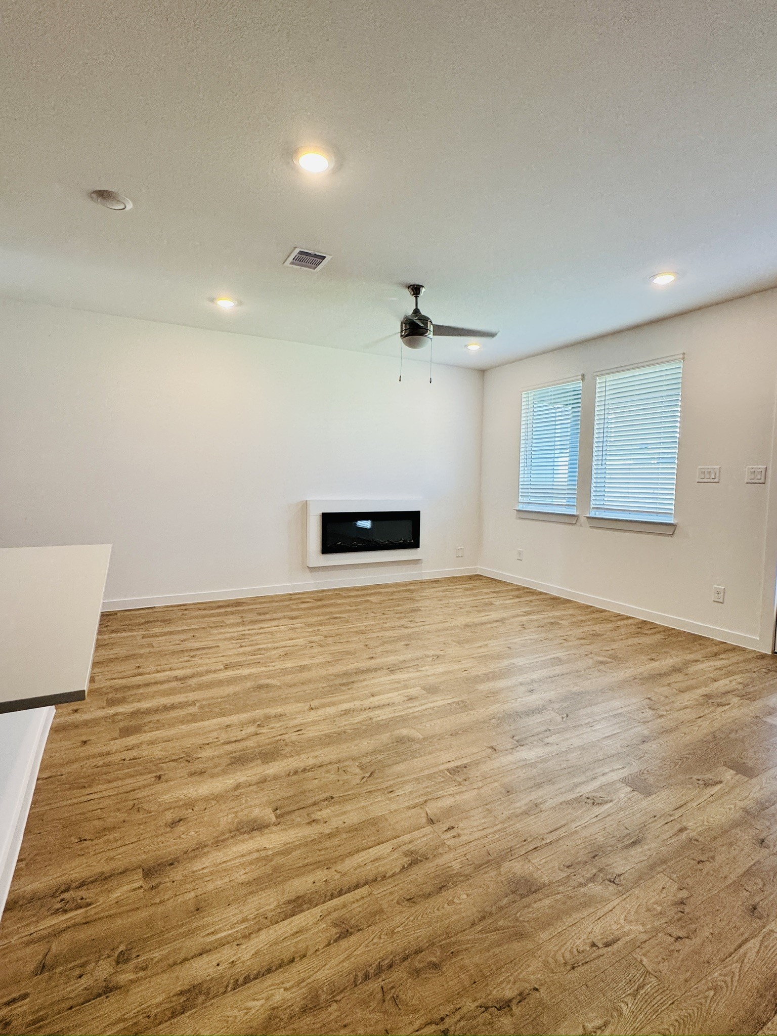 3514 Goldfinch Woods Dr Property Photo 3
