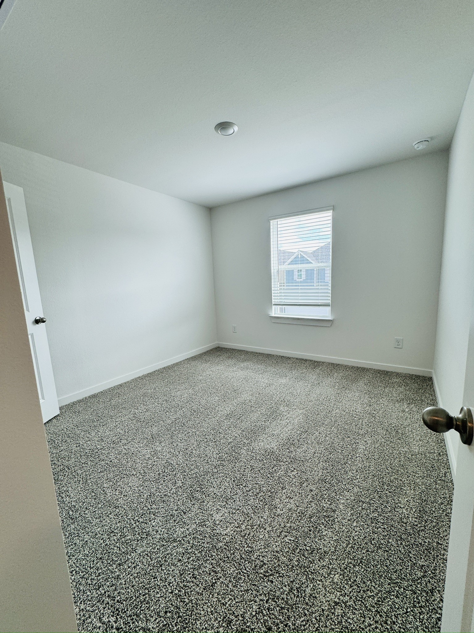 3514 Goldfinch Woods Dr Property Photo 9