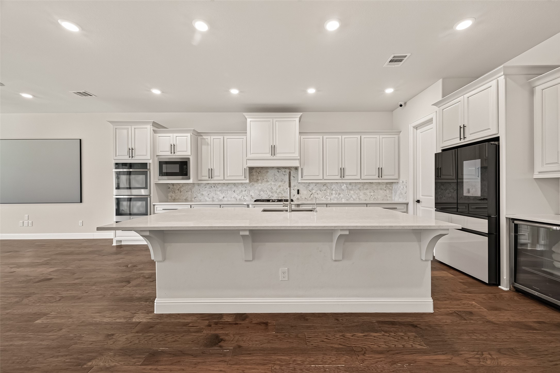 616 Cape Capri Drive Property Photo 13