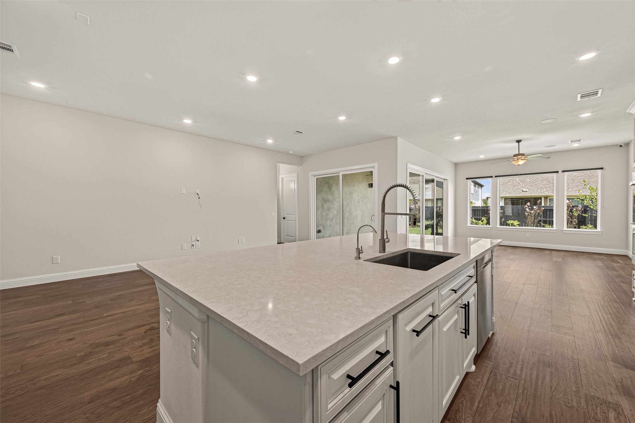 616 Cape Capri Drive Property Photo 16
