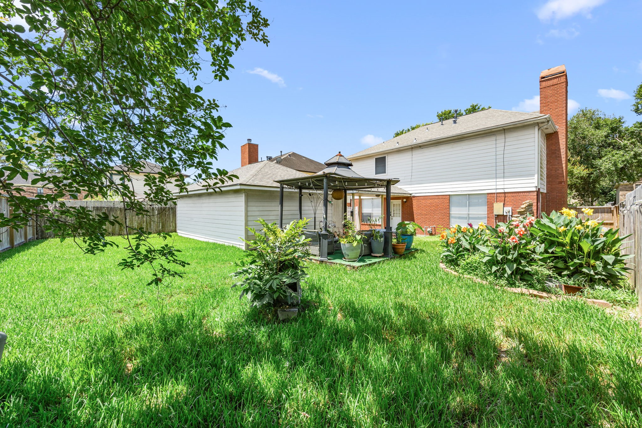 211 Aberdeen Street Property Photo 26