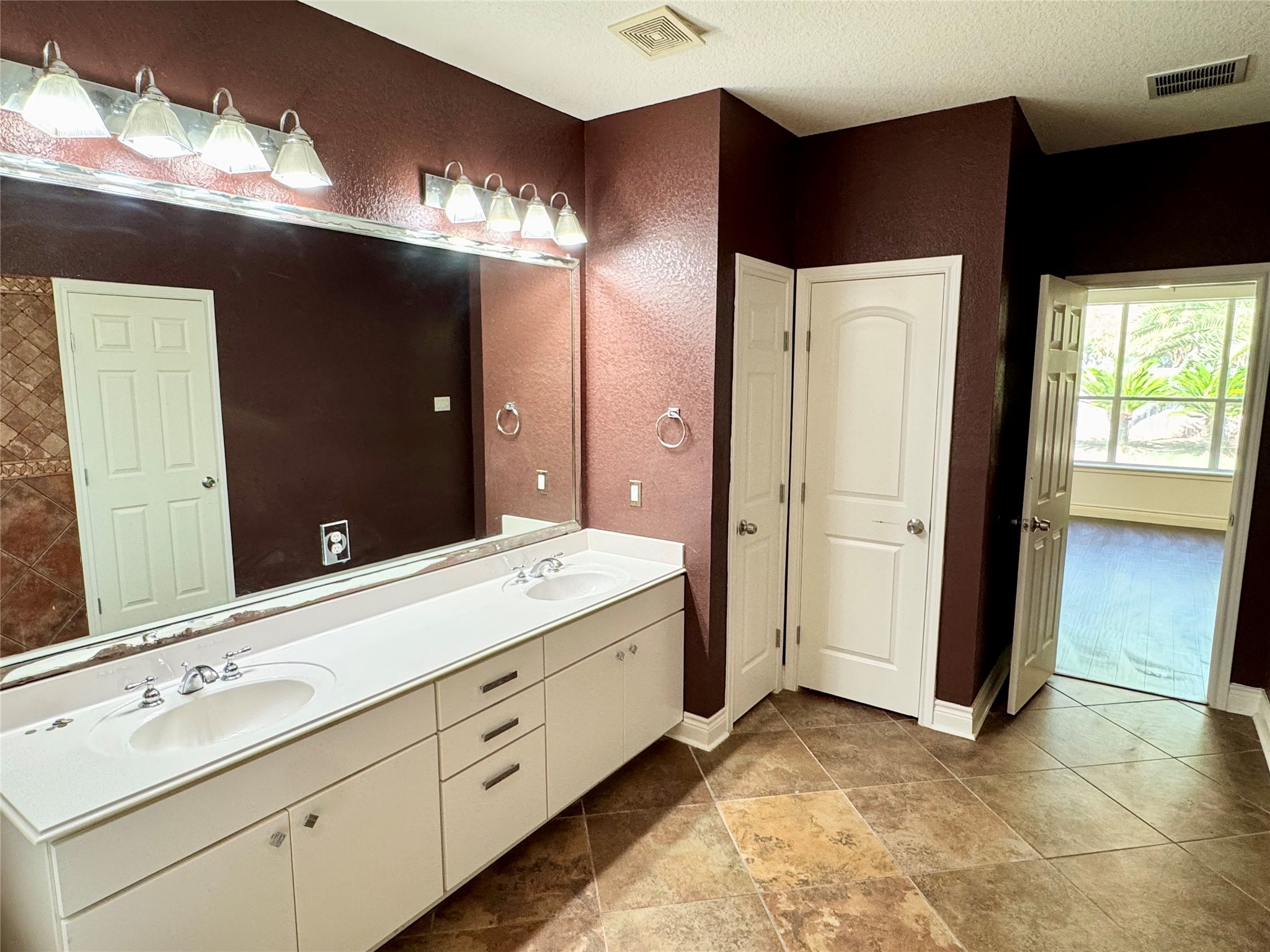 20922 Springport Court Property Photo 24