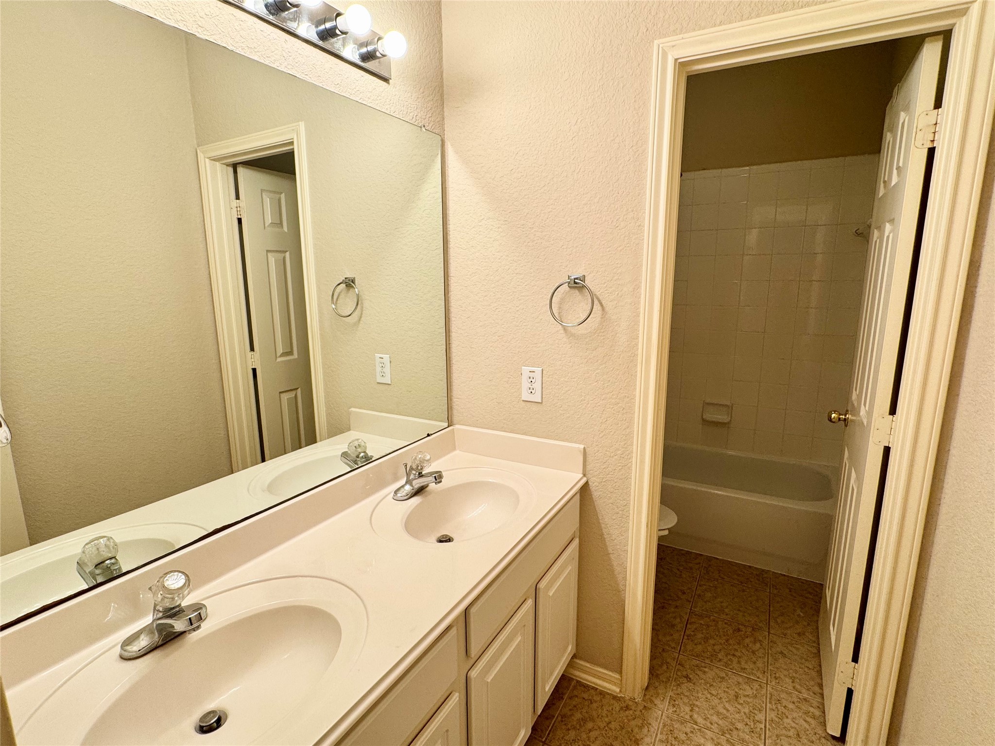 20922 Springport Court Property Photo 40