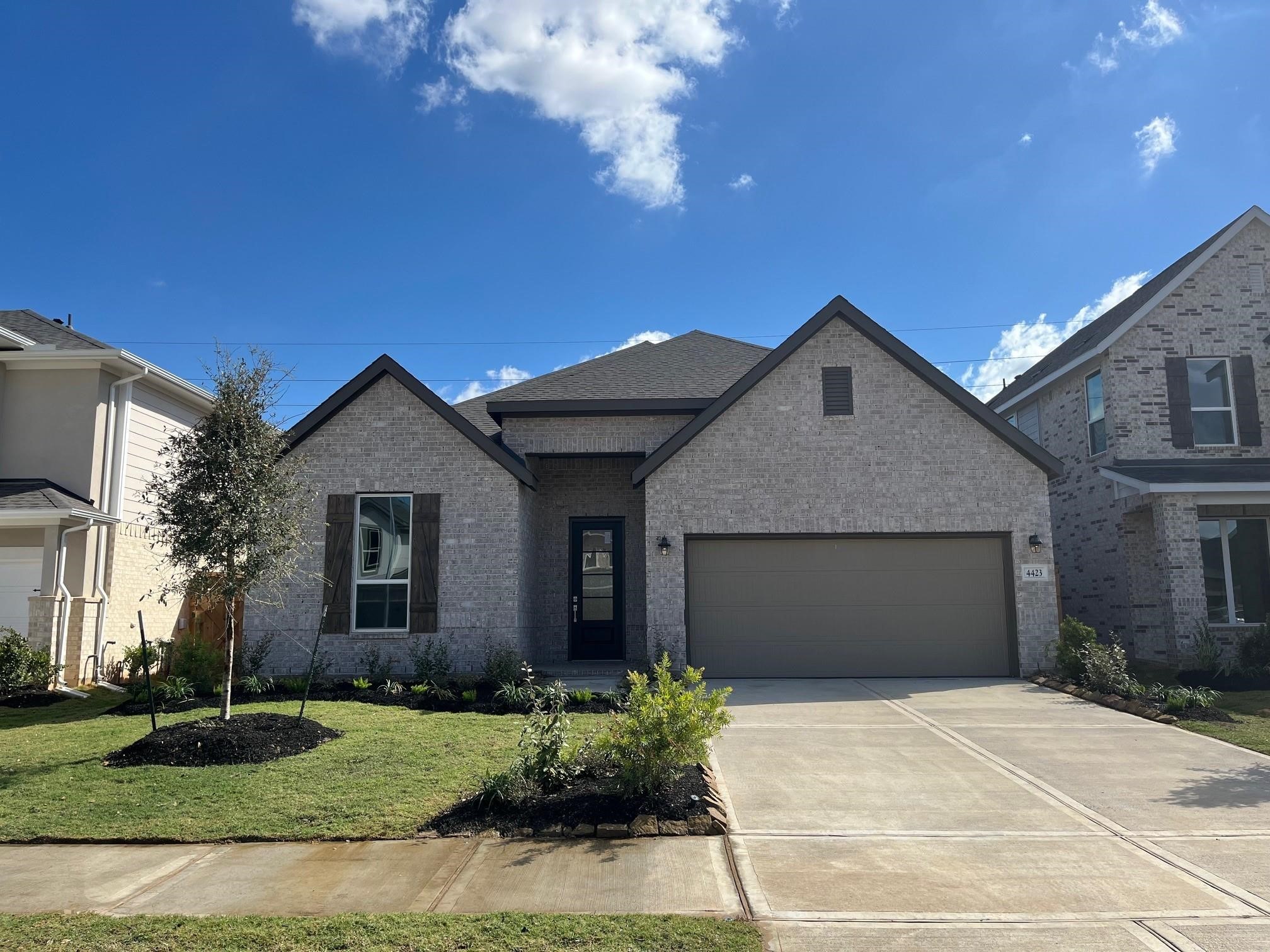 2423 Hazel Berry Street Property Photo