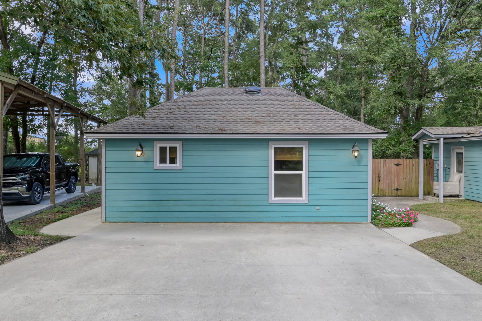 11509 Fm-2432 Property Photo 3