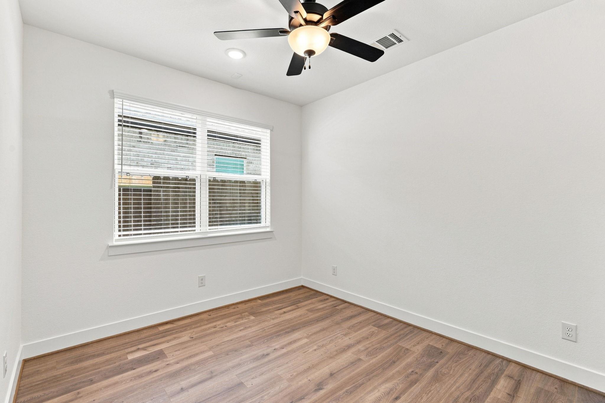 30934 Breezy Way Property Photo 3