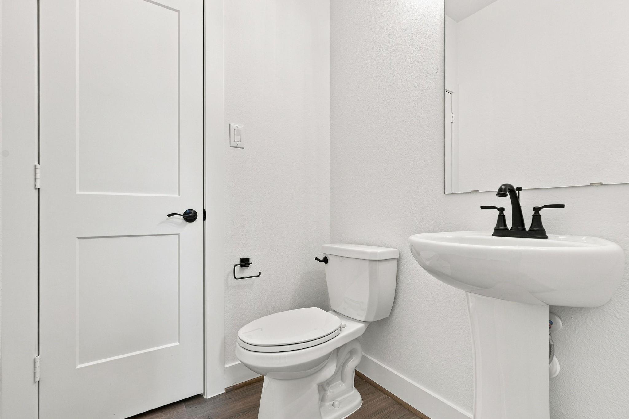 30934 Breezy Way Property Photo 23