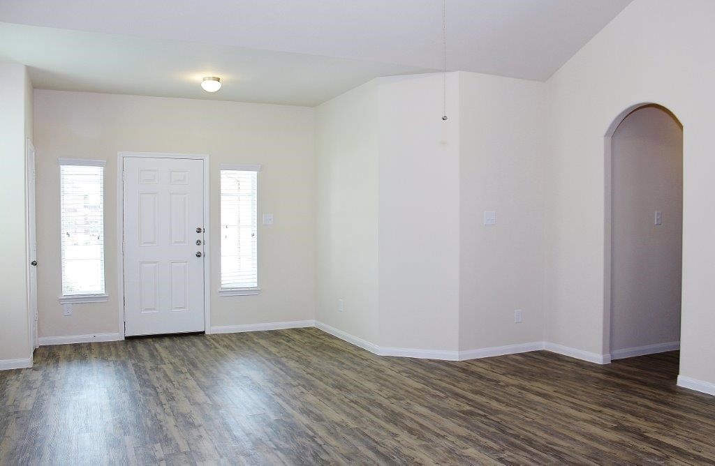 12402 Maura Lane Property Photo 7