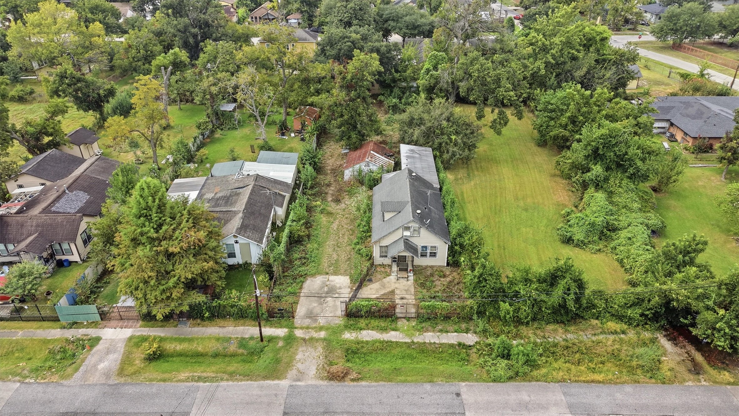 7911 Melrose Street Property Photo 2