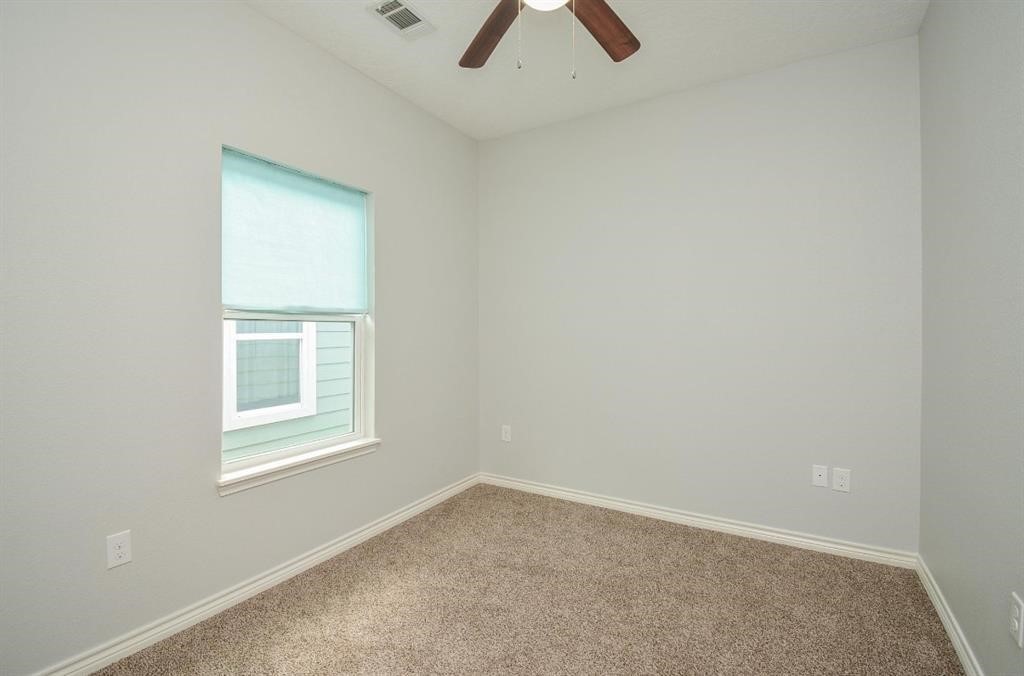 16385 Eastchase Property Photo 4