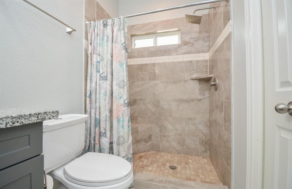 16385 Eastchase Property Photo 6