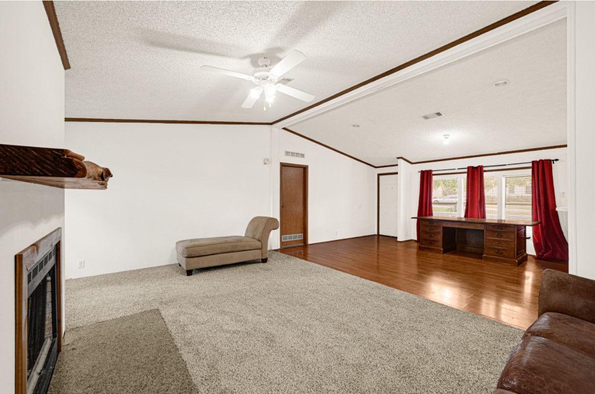26410 Country Woods Trail Property Photo 9
