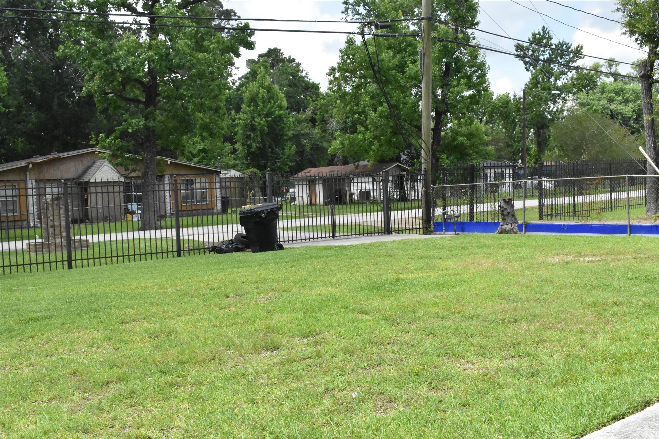 8535 Parkette Drive Property Photo 33