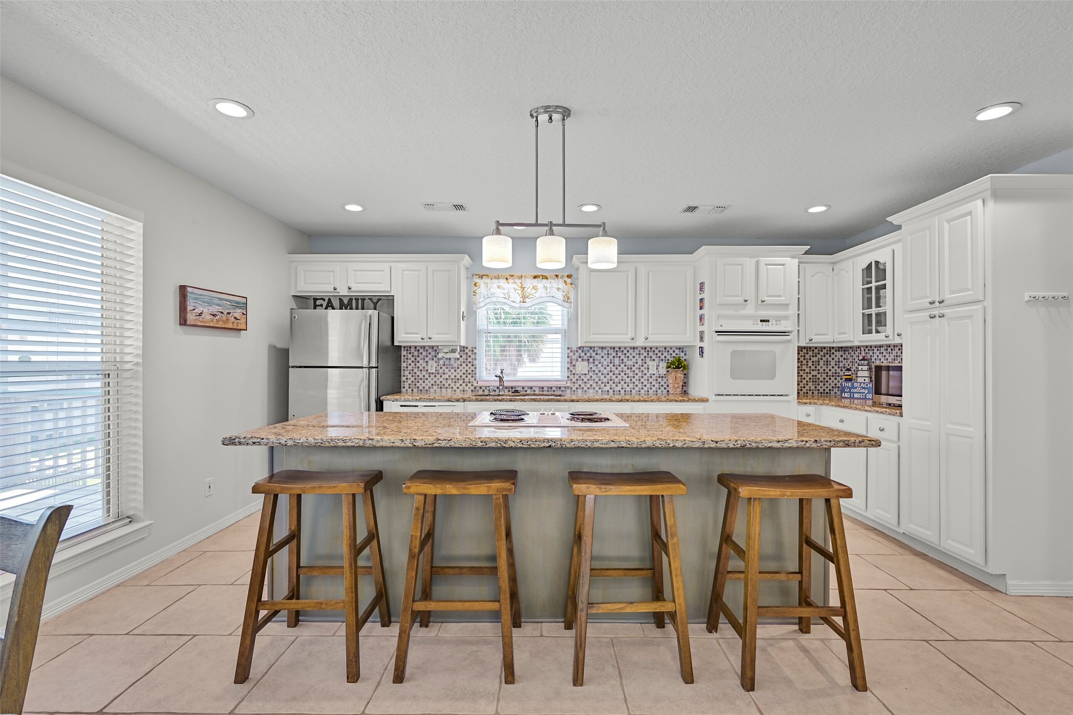 13925 Pirates Beach Boulevard Property Photo 11