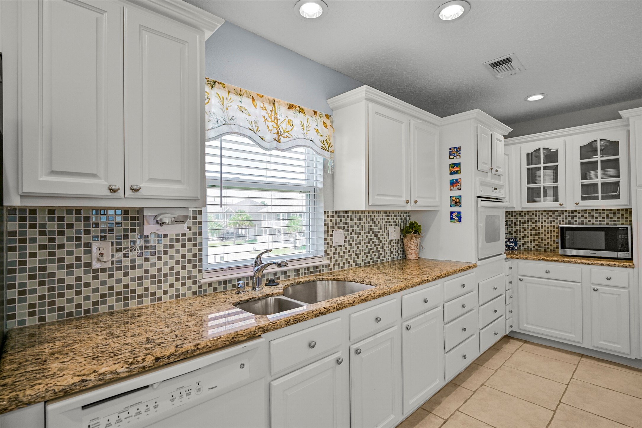 13925 Pirates Beach Boulevard Property Photo 15