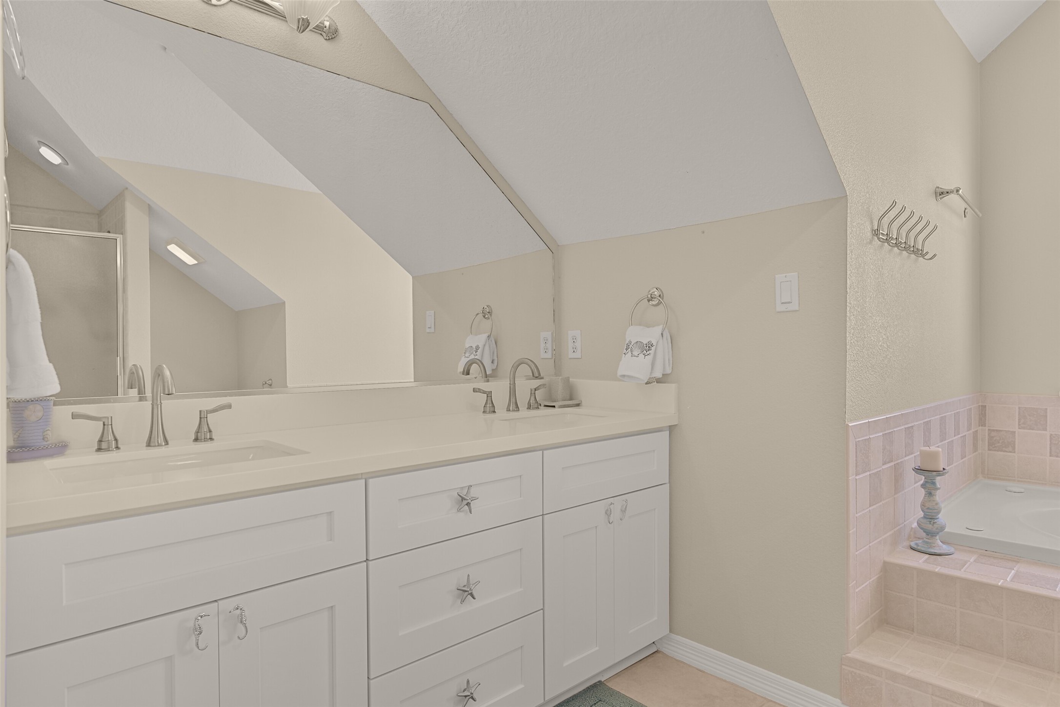 13925 Pirates Beach Boulevard Property Photo 28