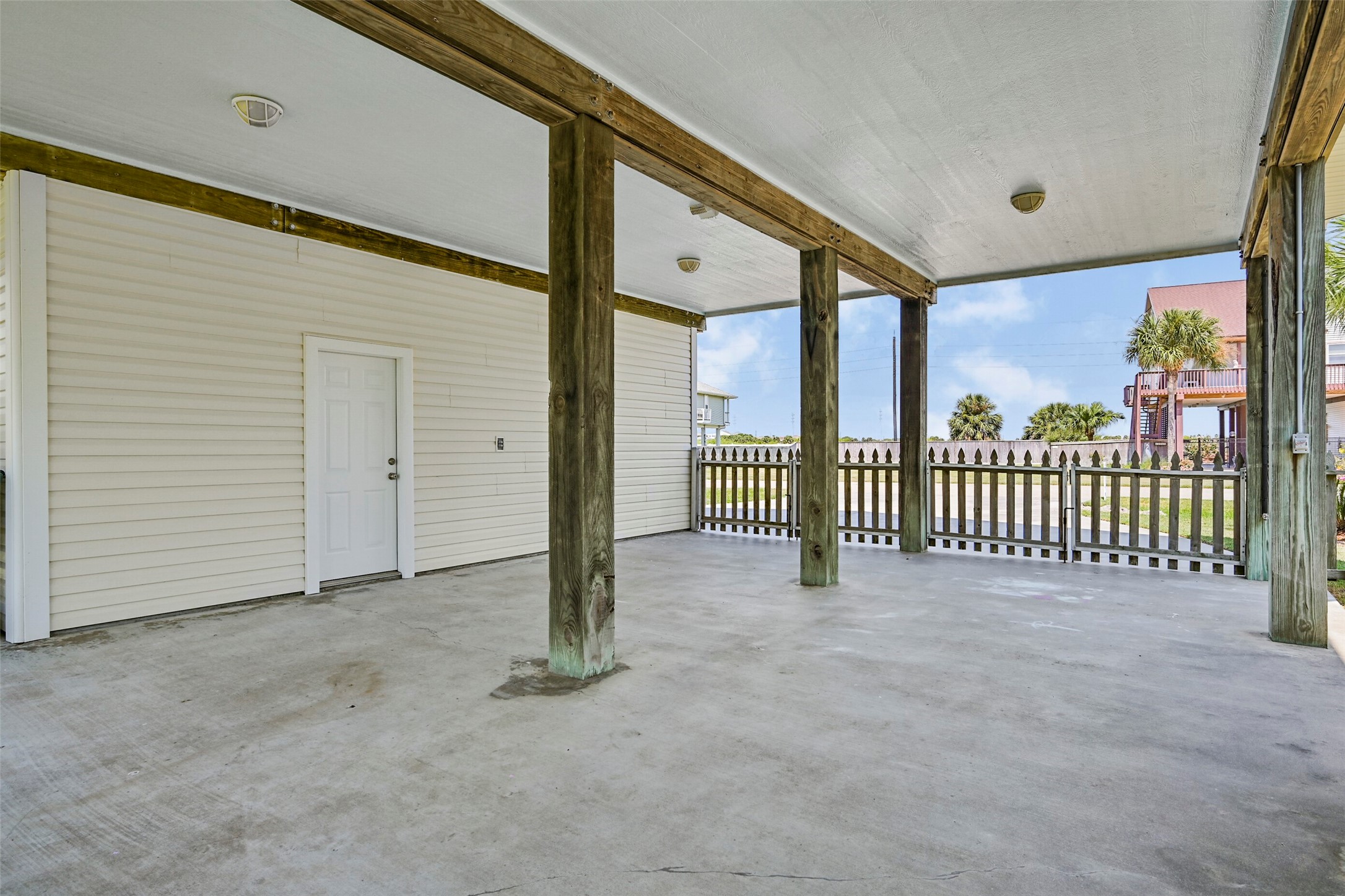 13925 Pirates Beach Boulevard Property Photo 47