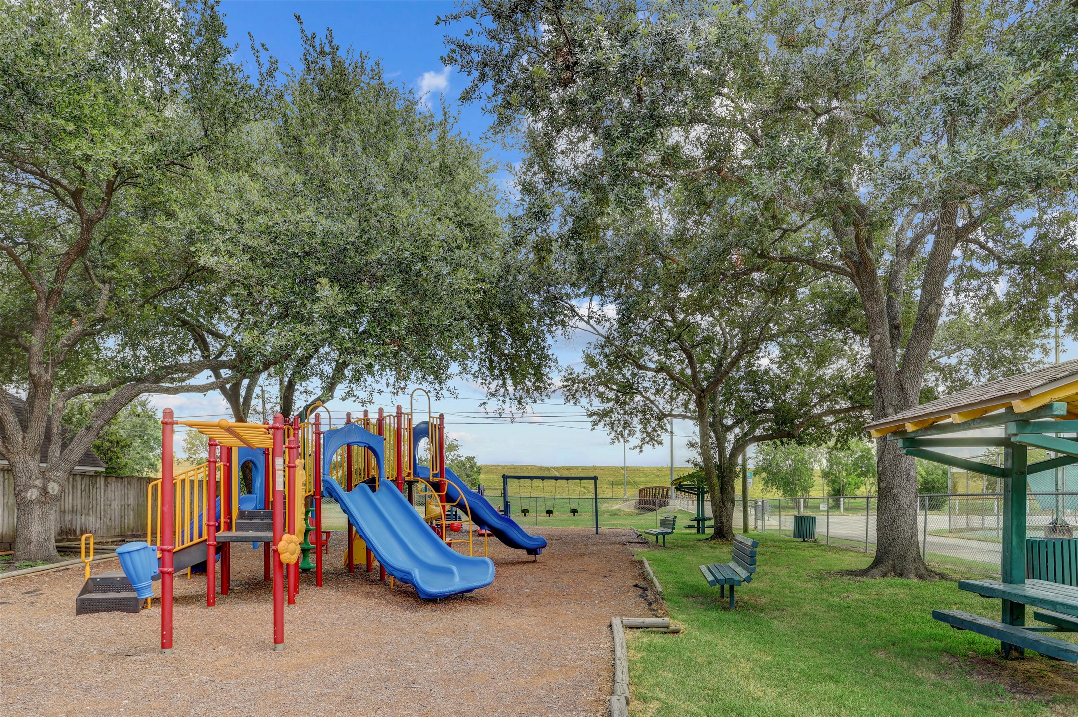 11703 Wickhollow Lane Property Photo 34