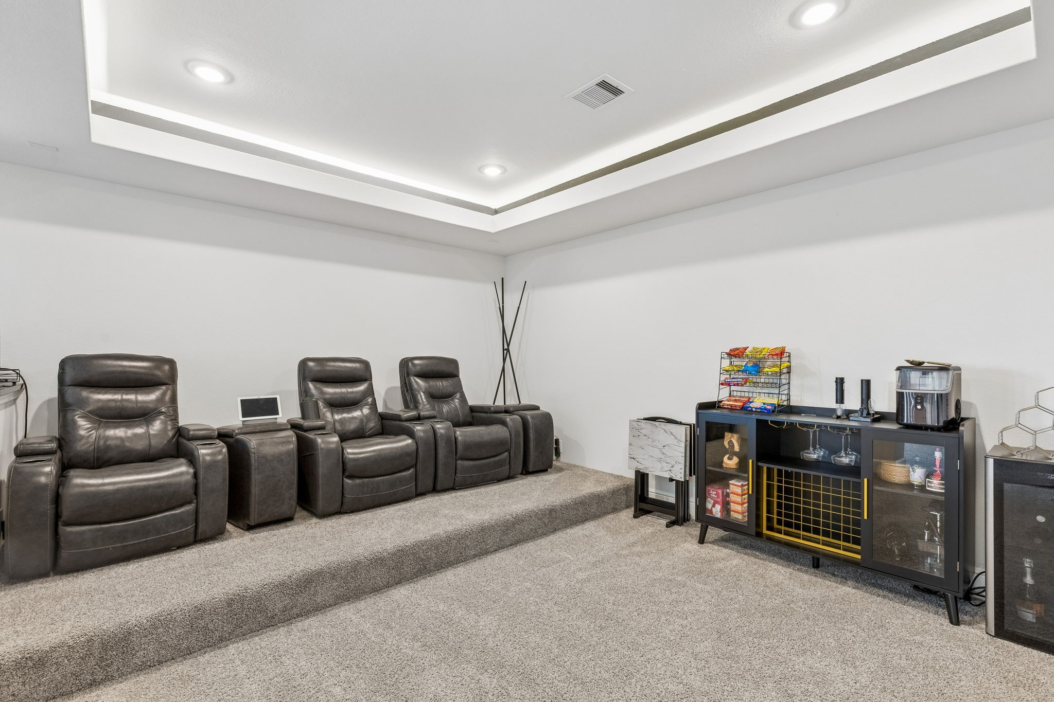 6903 Shoreline View Drive Property Photo 18