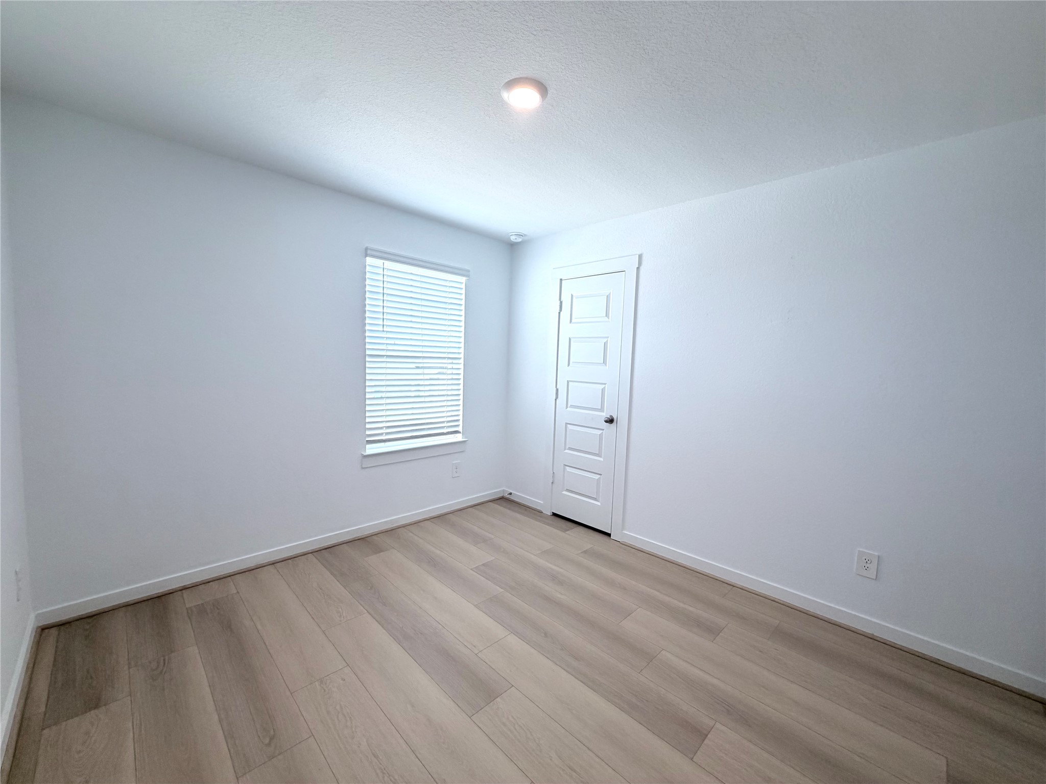 31722 Margaret Woods Lane Property Photo 23