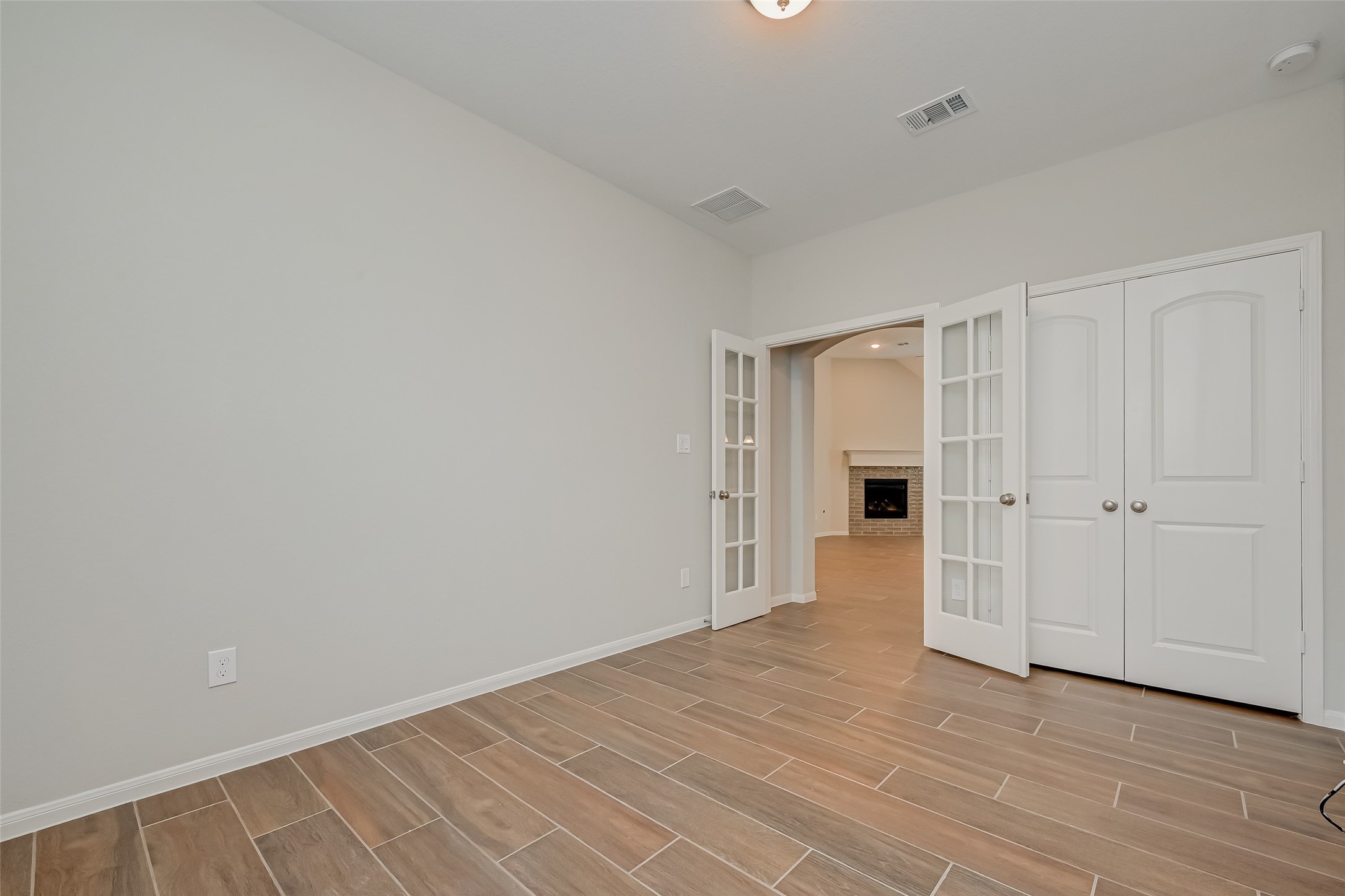 219 Little Dog Drive Property Photo 10