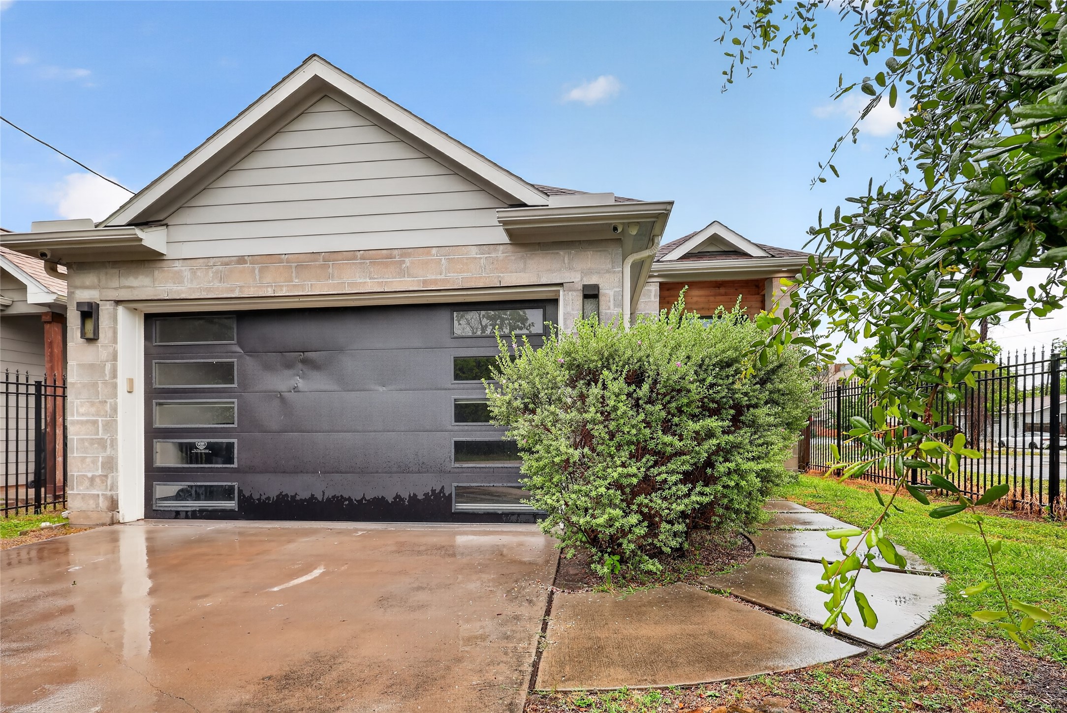 3267 Simmons Street Property Photo 3