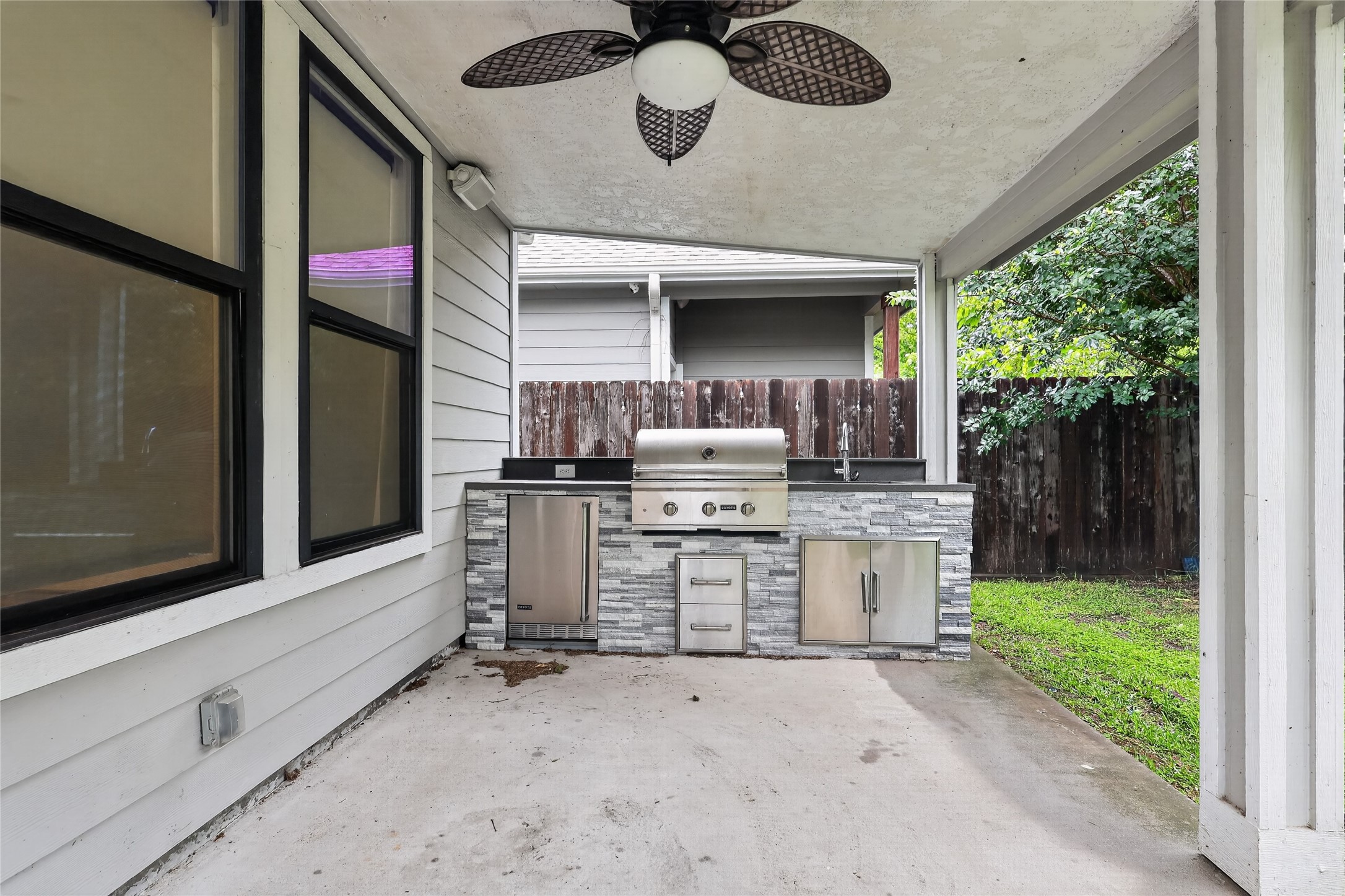 3267 Simmons Street Property Photo 9