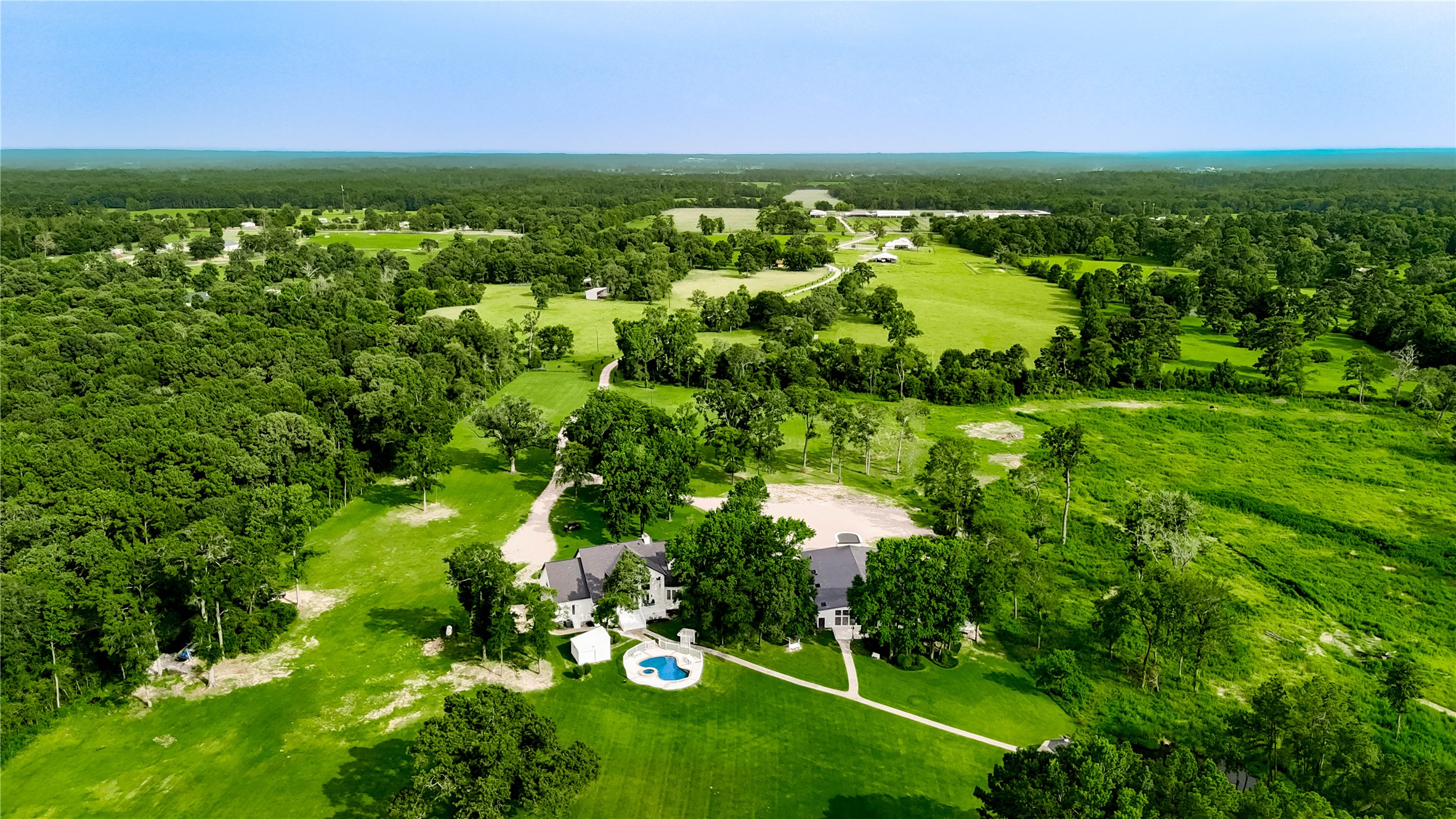 1961 Fm 1375 Road E Property Photo 3