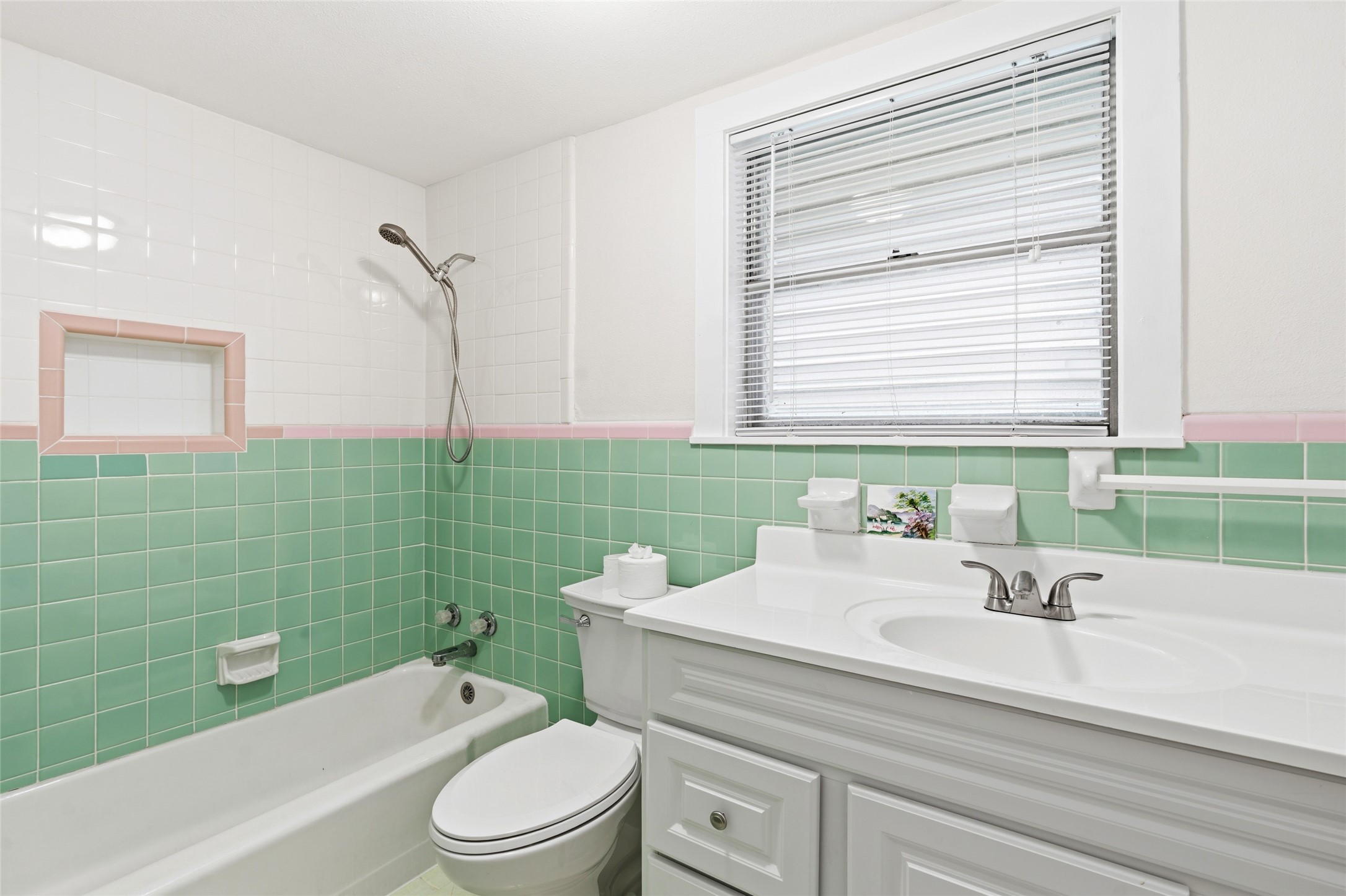 5319 Avenue O 1/2 Property Photo 22