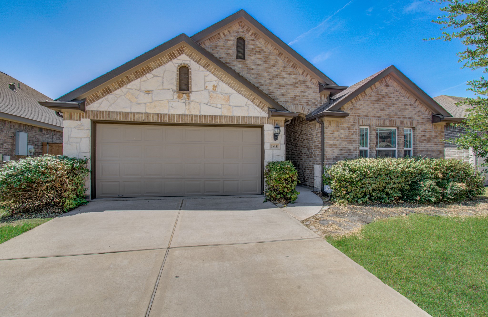 15435 Aberdeen Wood Drive Property Photo 7