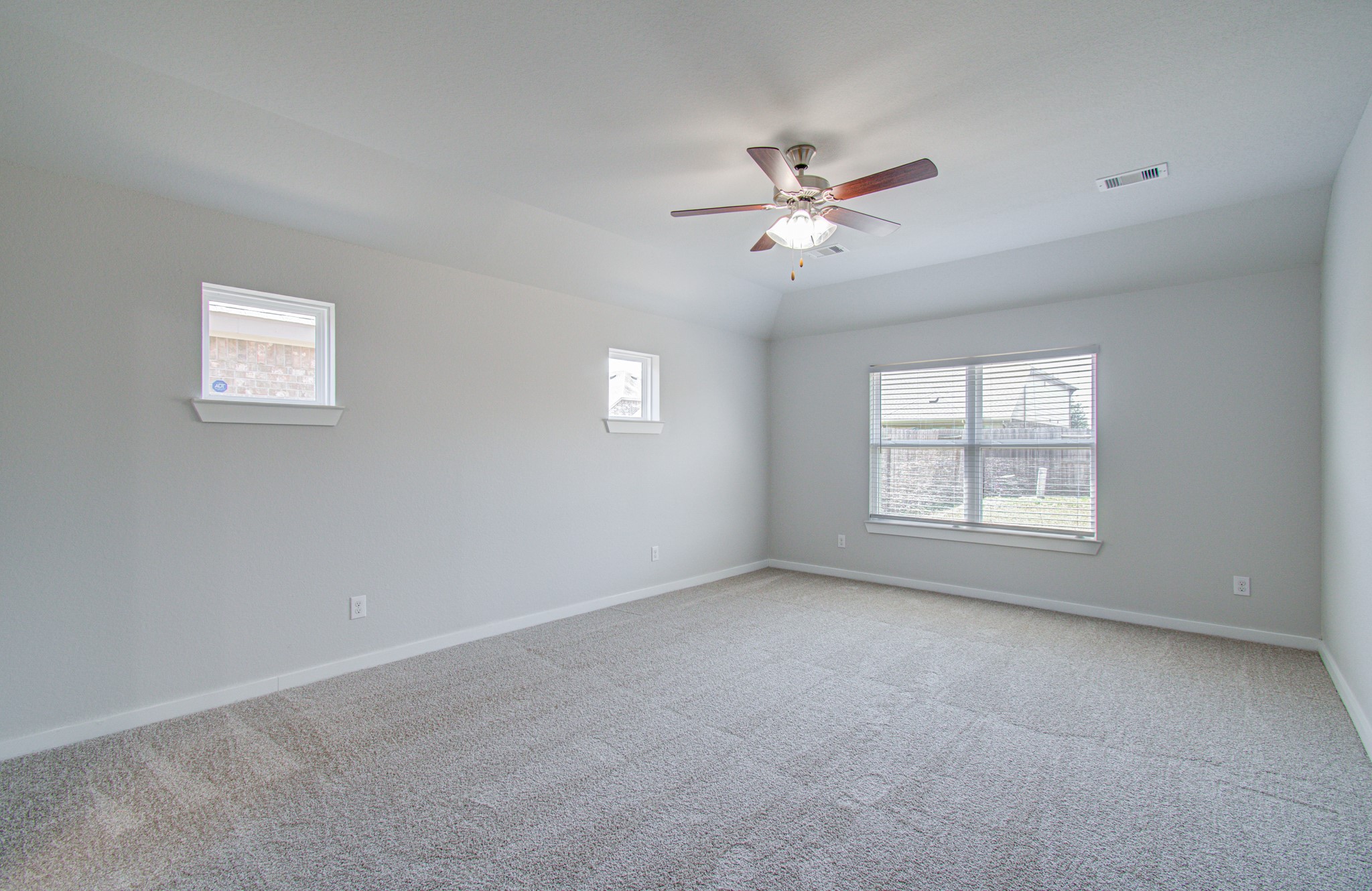 15435 Aberdeen Wood Drive Property Photo 15