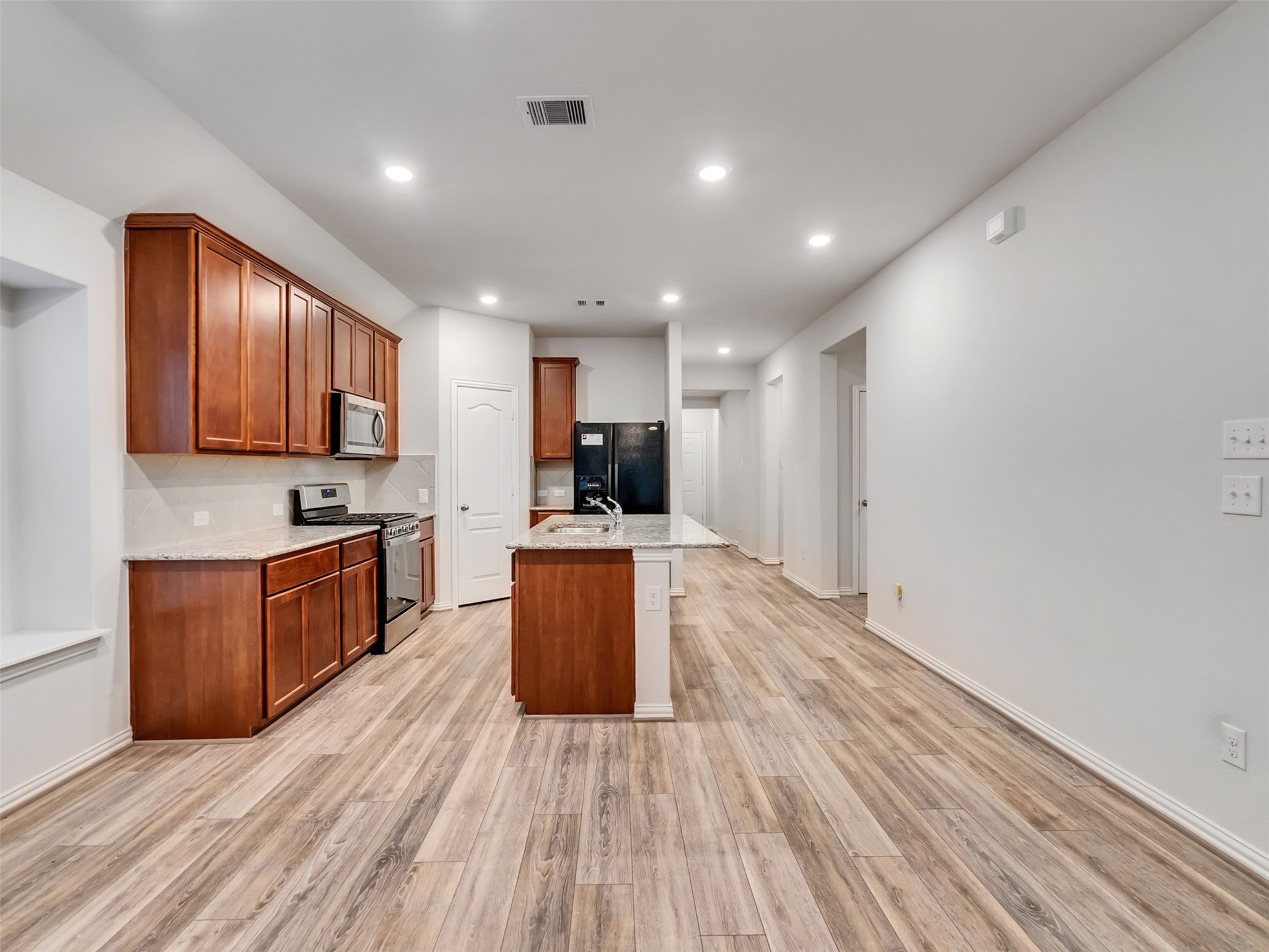 16923 Lagos Lane Property Photo 12