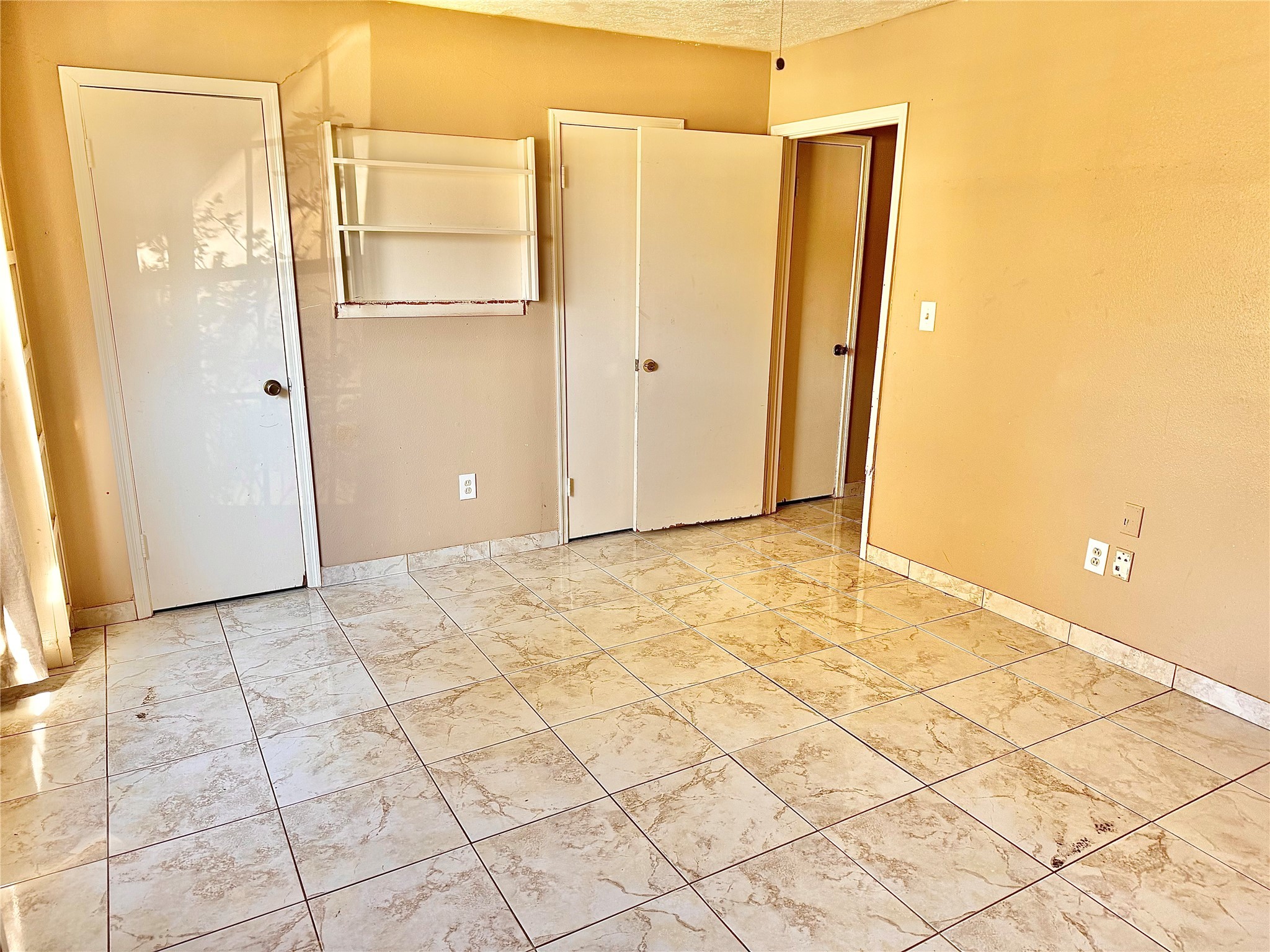 4303 Balcones Drive Property Photo 9