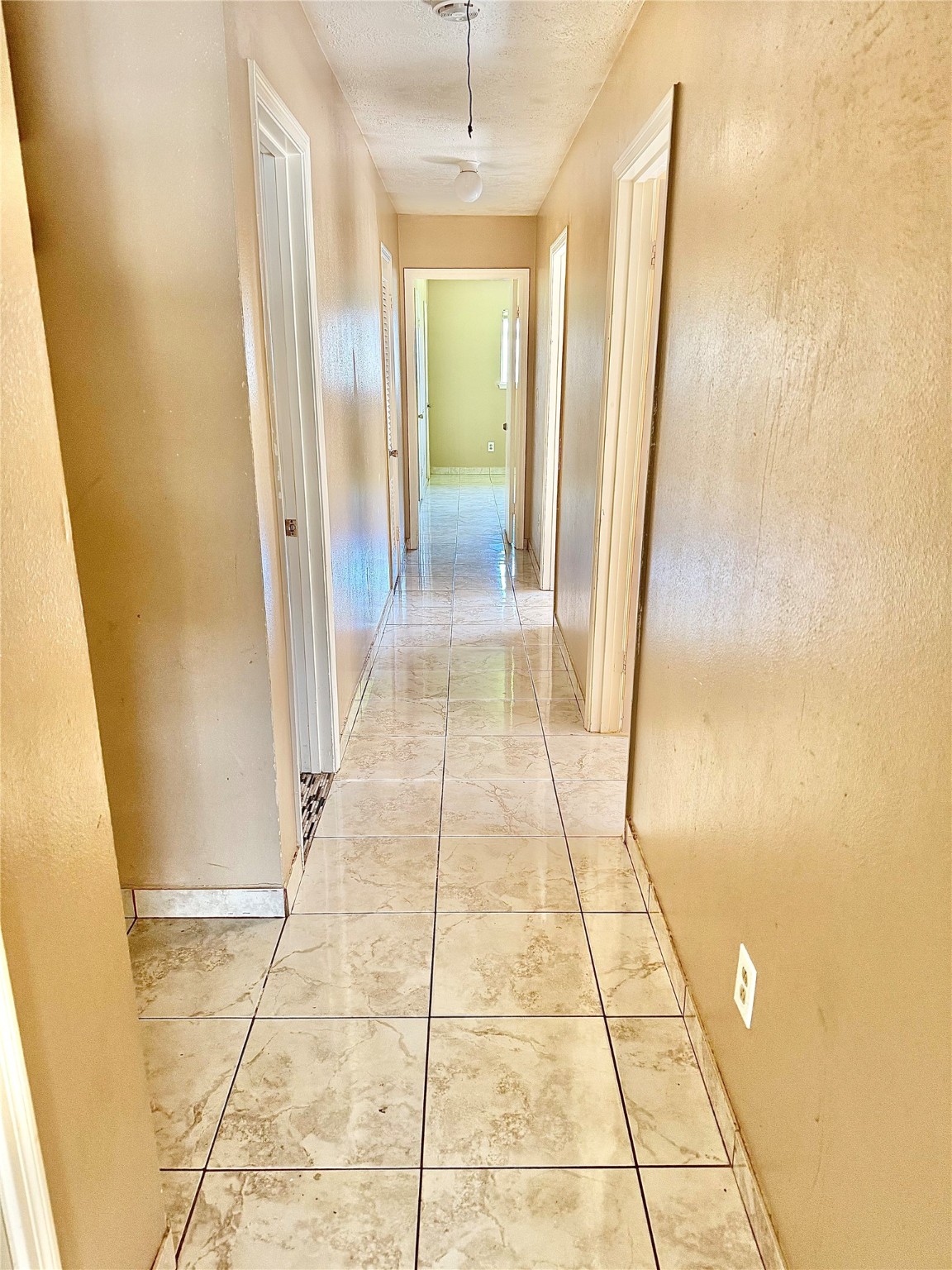 4303 Balcones Drive Property Photo 10