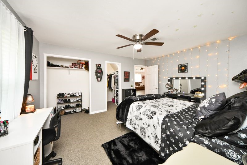 1409 Avenue I Property Photo 19