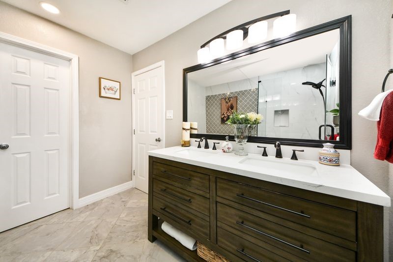 1409 Avenue I Property Photo 34