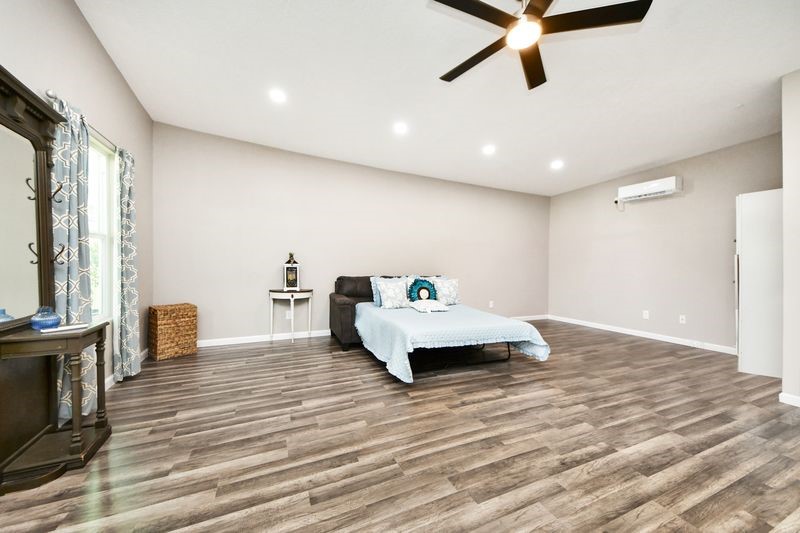 1409 Avenue I Property Photo 37