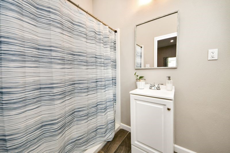 1409 Avenue I Property Photo 40
