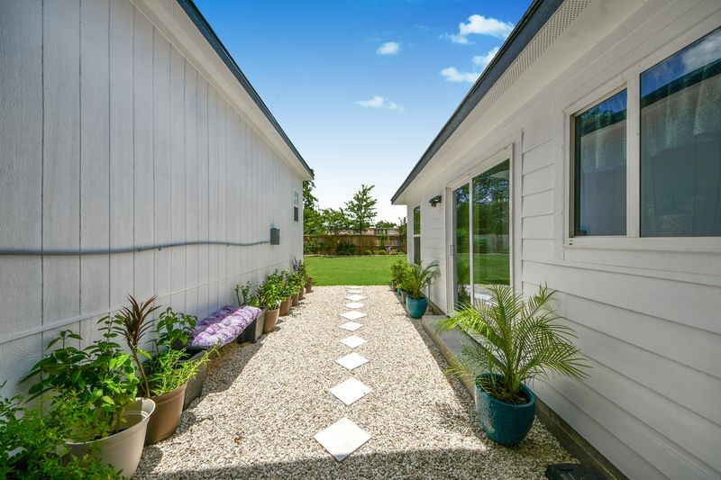 1409 Avenue I Property Photo 45