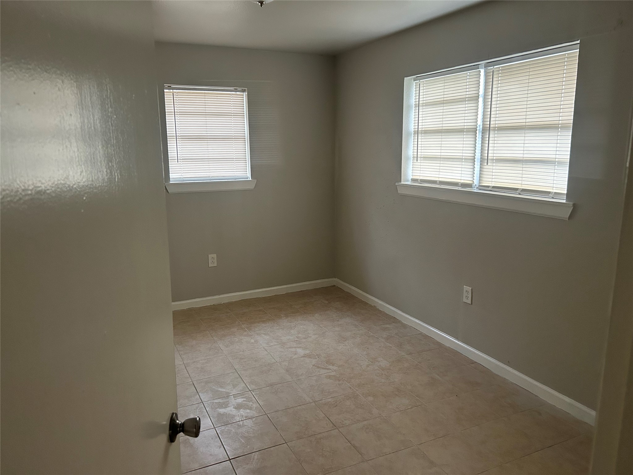 3333 Linn Street Property Photo 3