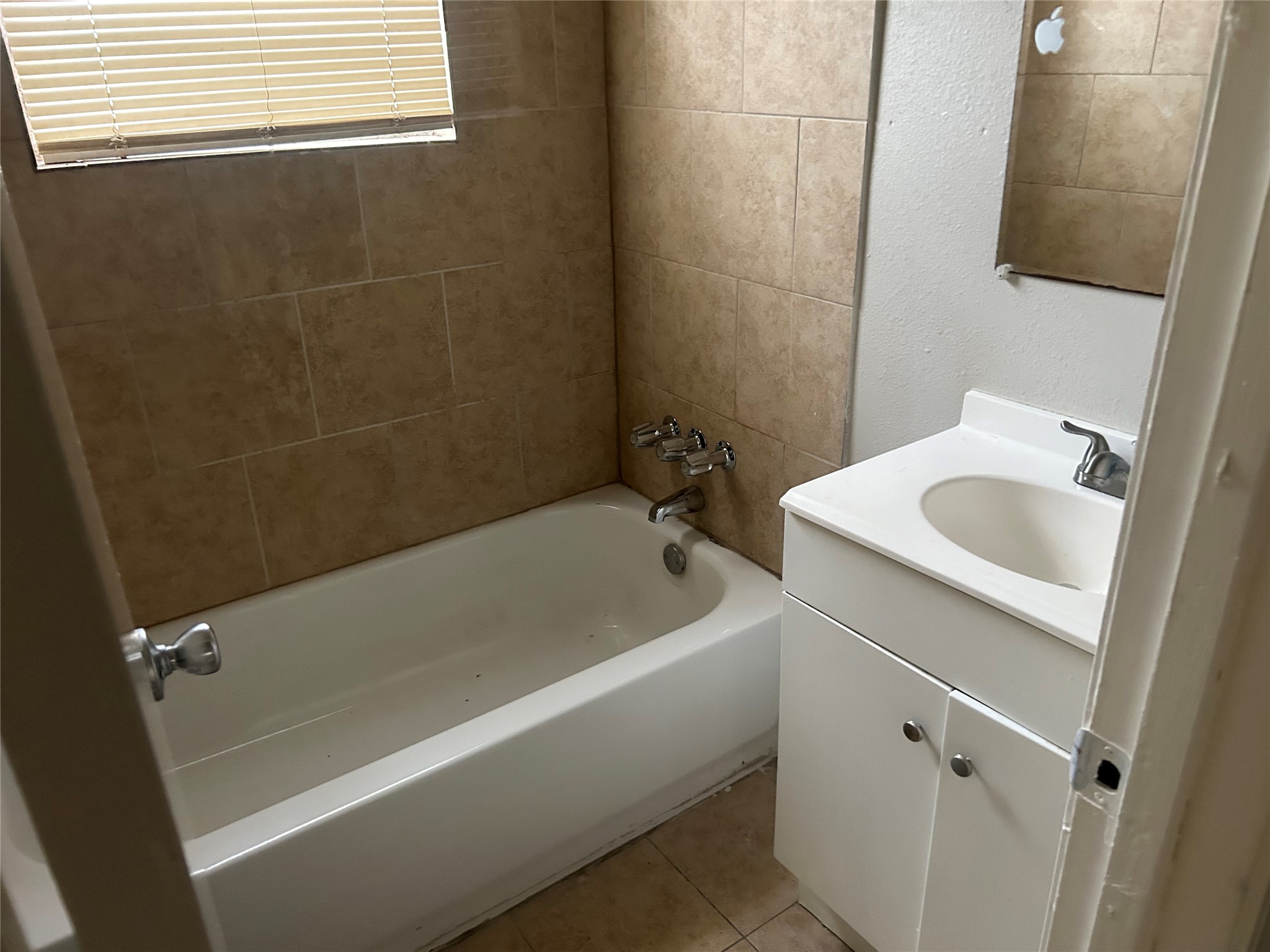 3333 Linn Street Property Photo 4